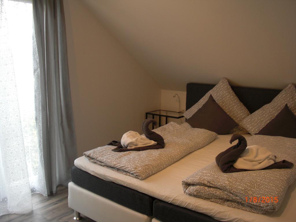 Ferienwohnung Misita รูสท์ ห้อง รูปภาพ