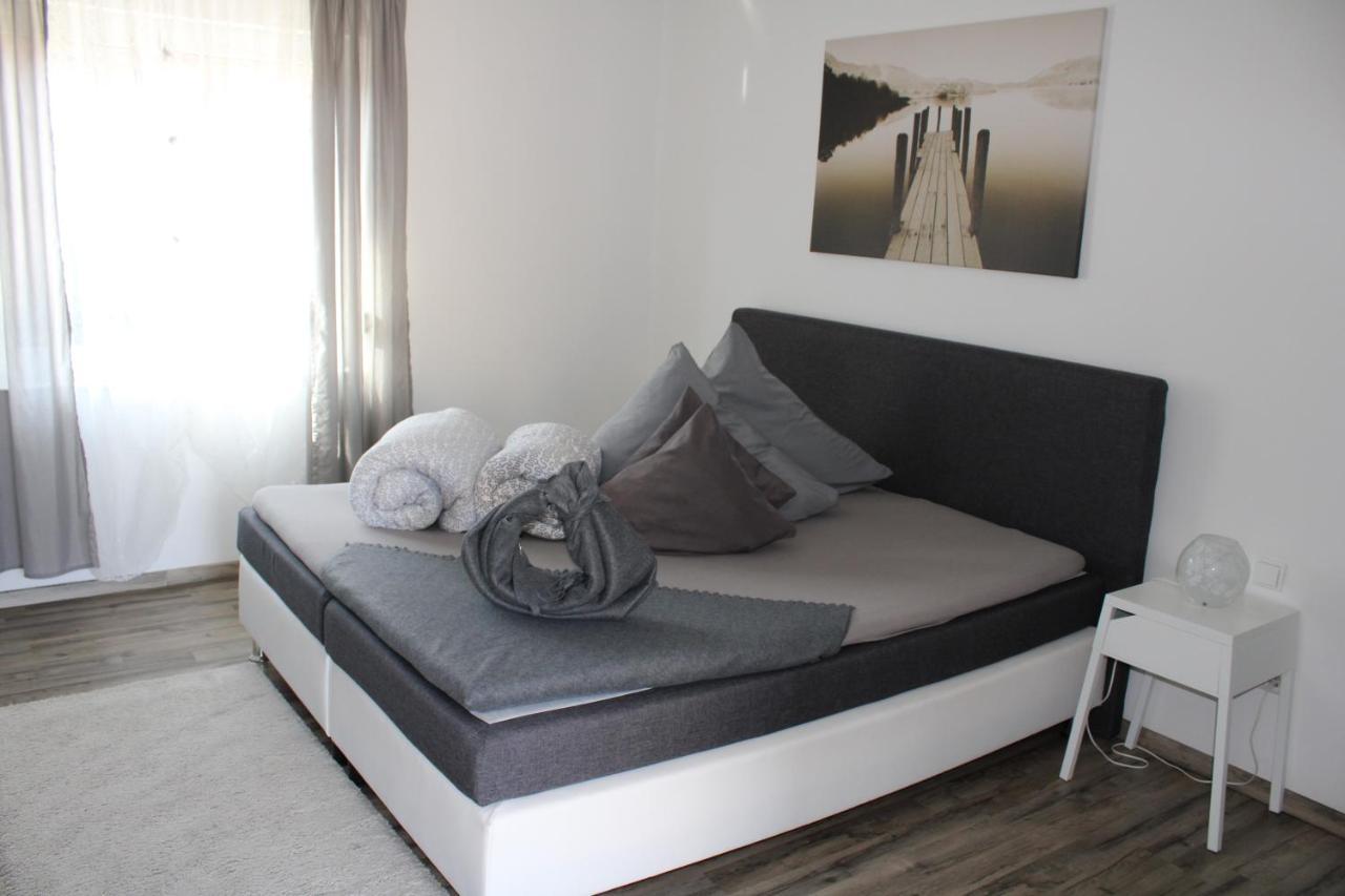 Ferienwohnung Misita รูสท์ ภายนอก รูปภาพ